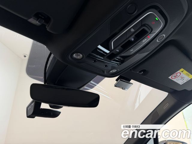 Audi Q7 2025 — photo 16
