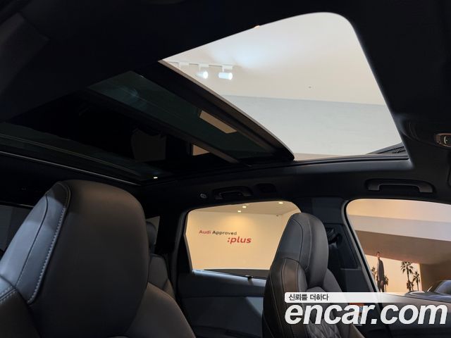 Audi Q7 2025 — photo 17
