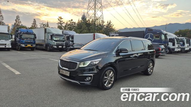 Kia Canival 2018 — photo 2