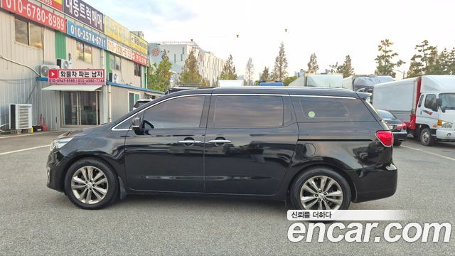 Kia Canival 2018 — photo 7