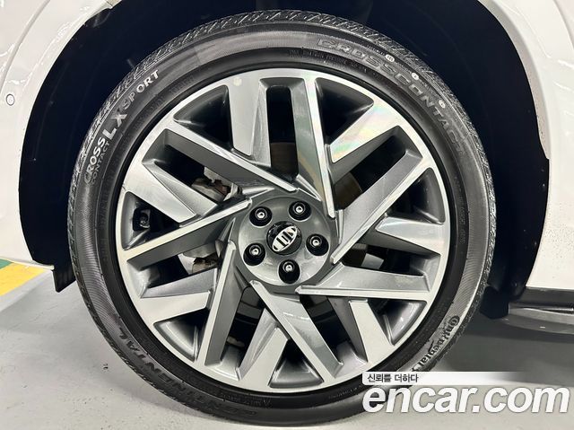 Hyundai Santafe 2021 — photo 17
