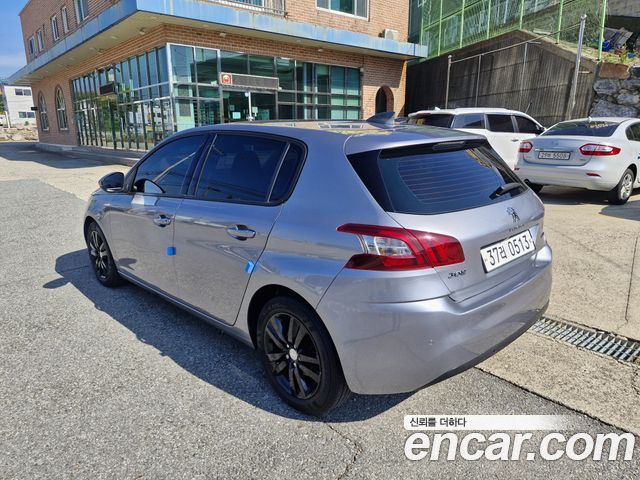Peugeot 308 2016 — photo 7