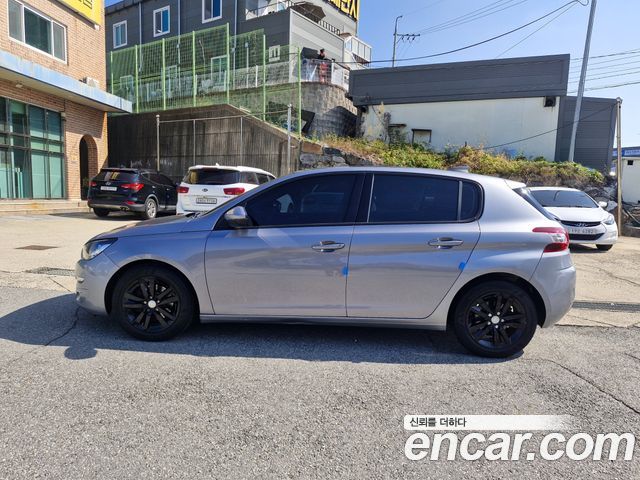 Peugeot 308 2016 — photo 8