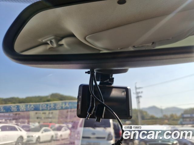 Peugeot 308 2016 — photo 18