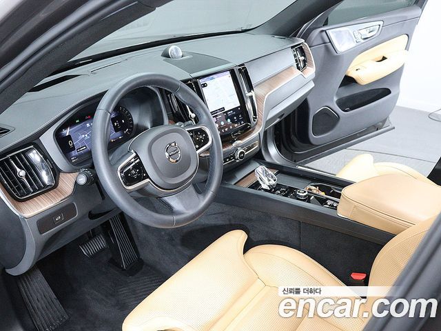 Volvo XC60 2024 — photo 7