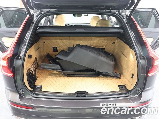Volvo XC60 2024 — photo 20