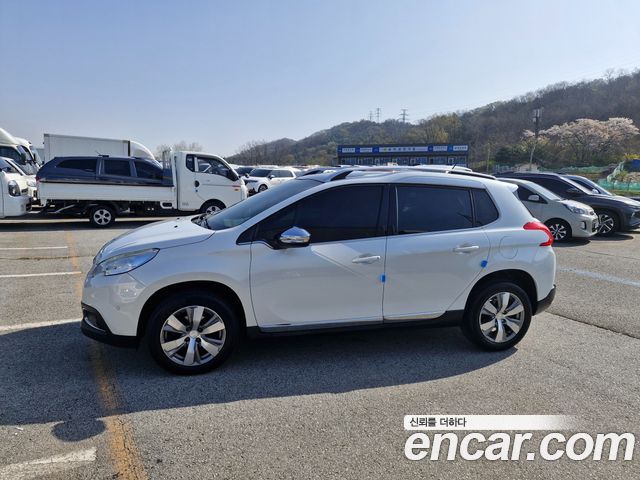 Peugeot 2008 2015 — photo 8