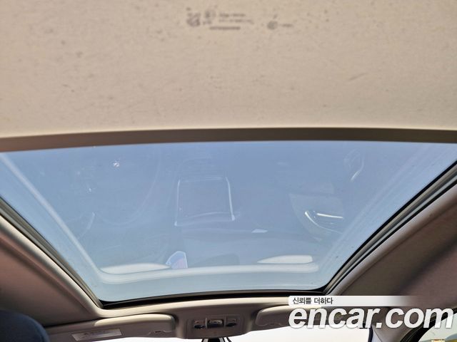 Peugeot 2008 2015 — photo 16