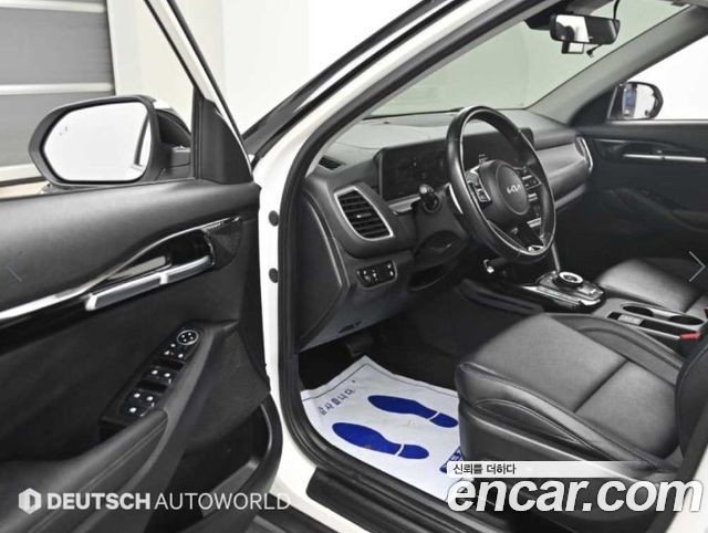 Kia Seltos 2023 — photo 11