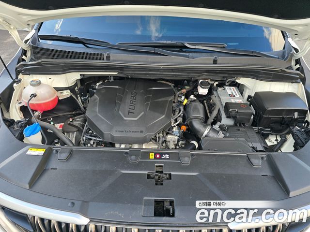 Kia Canival 2023 — photo 6