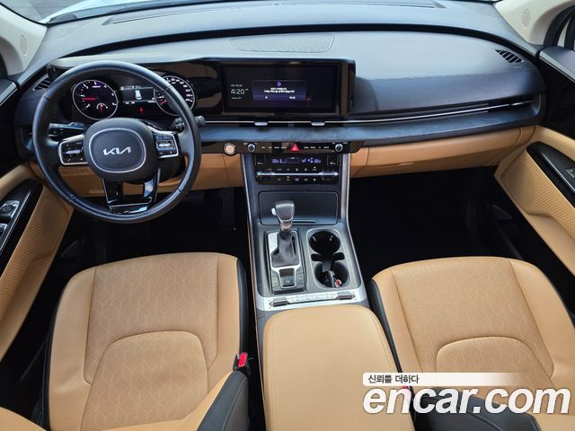 Kia Canival 2023 — photo 7