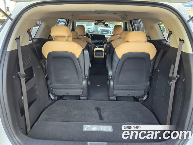Kia Canival 2023 — photo 14