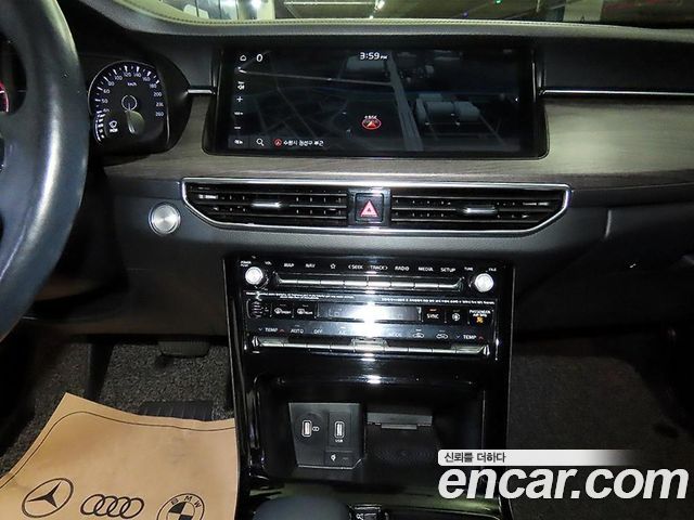 Kia K7 2020 — photo 11