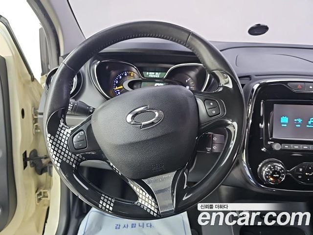 Renault Korea QM3 2015 — photo 9