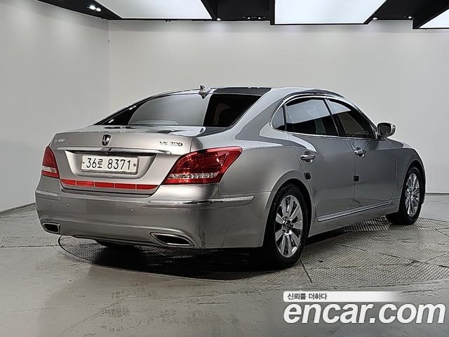 Hyundai Equus 2010 — photo 4