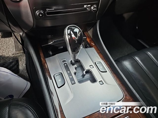 Hyundai Equus 2010 — photo 8