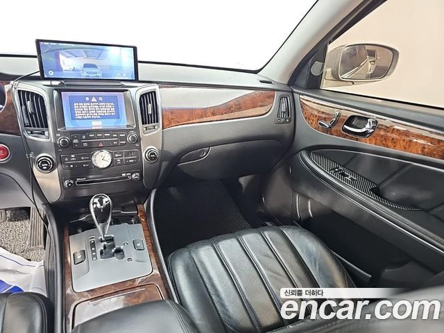 Hyundai Equus 2010 — photo 10