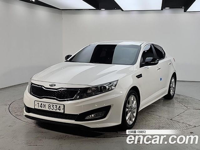 Kia K5 2013 — photo 1