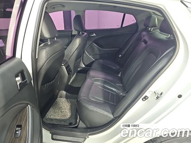 Kia K5 2013 — photo 12