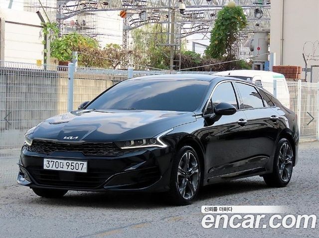 Kia K5 2023 — photo 2