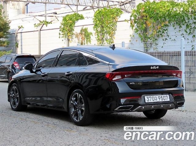 Kia K5 2023 — photo 3