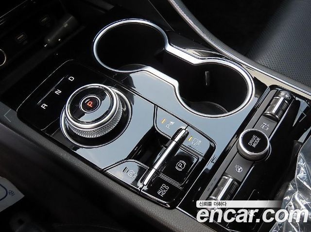 Kia K5 2023 — photo 11