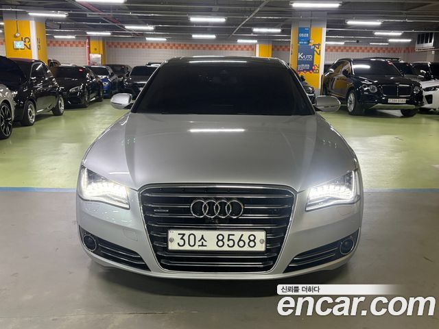 Audi A8 2013 — photo 1