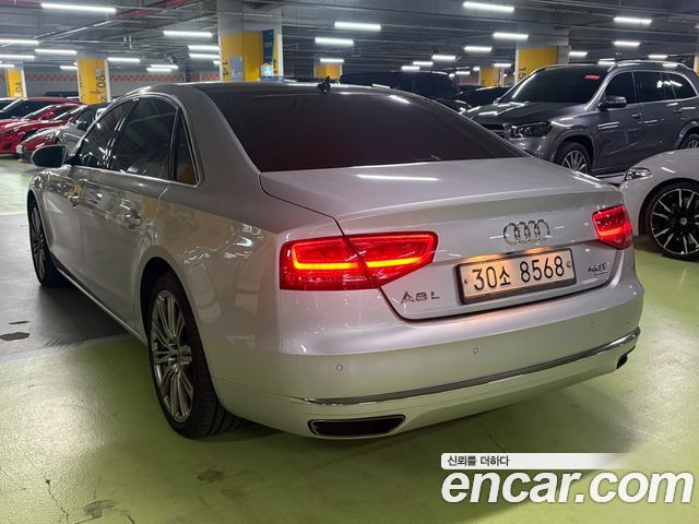 Audi A8 2013 — photo 6