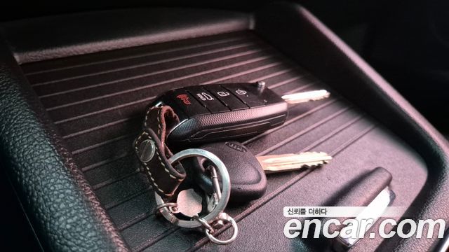 Kia K3 2017 — photo 20