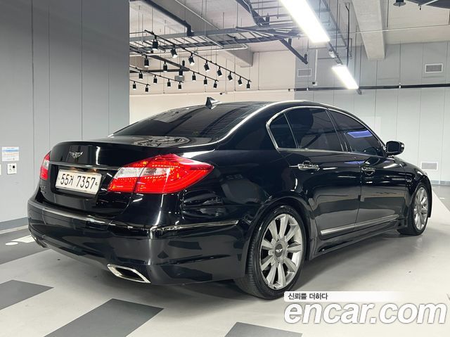 Hyundai Genesis 2012 — photo 2