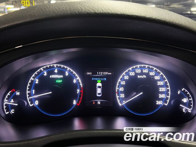 Hyundai Genesis 2012 — photo 8