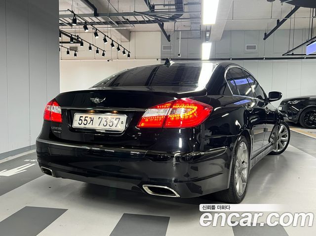 Hyundai Genesis 2012 — photo 19