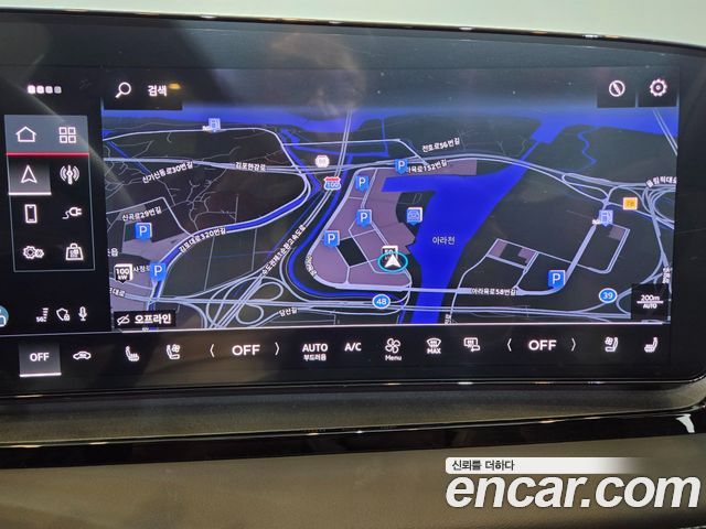 Audi Q6 e-tron 2025 — photo 14