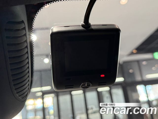 Mercedes-Benz EQB 2026 — photo 14