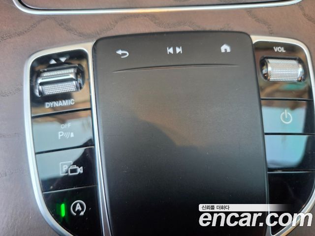 Mercedes-Benz E-Class 2021 — photo 16