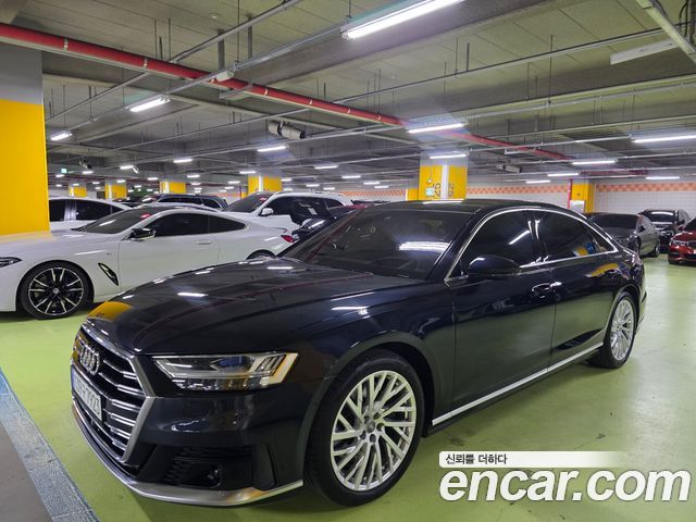 Audi A8 2020 — photo 2