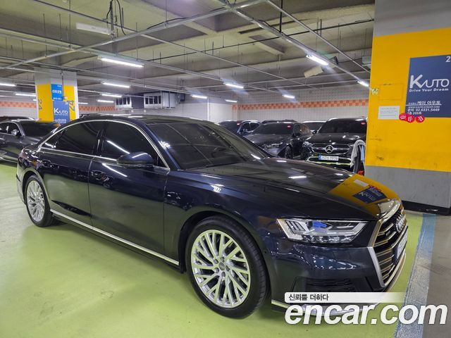 Audi A8 2020 — photo 3