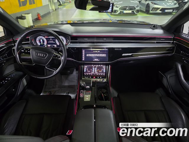Audi A8 2020 — photo 7