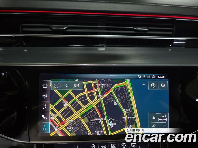 Audi A8 2020 — photo 15