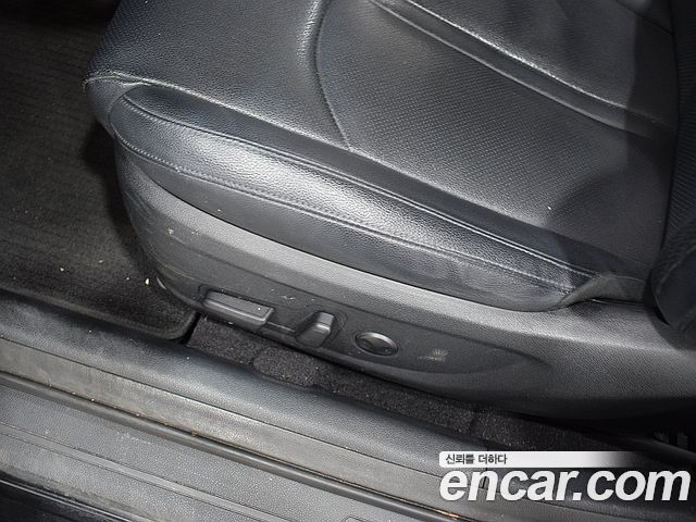 Kia K5 2016 — photo 8