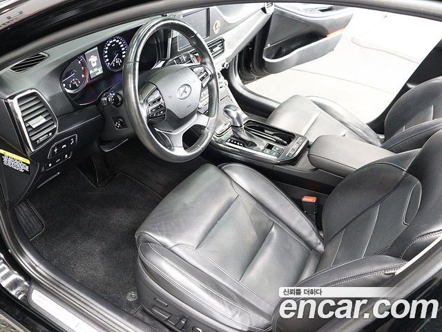 Hyundai Grandeur 2018 — photo 16