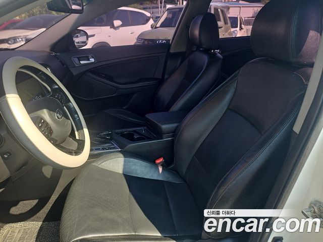 Kia K5 2014 — photo 10