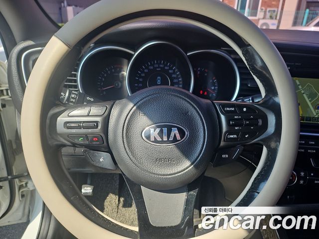 Kia K5 2014 — photo 16