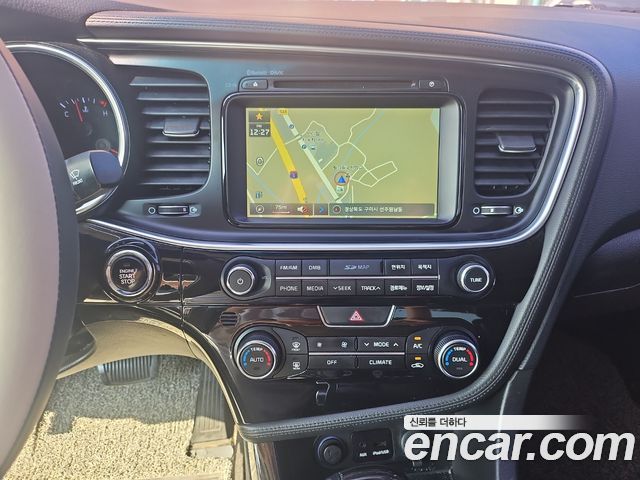 Kia K5 2014 — photo 18