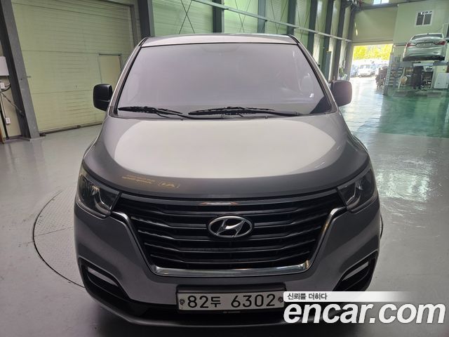 Hyundai Starex 2019 — photo 3