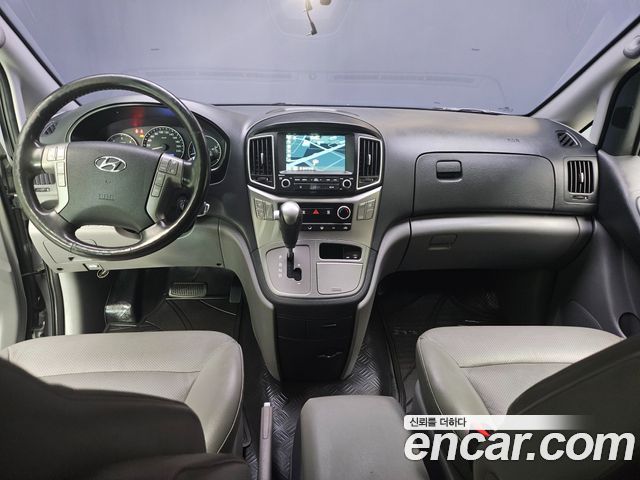 Hyundai Starex 2019 — photo 7