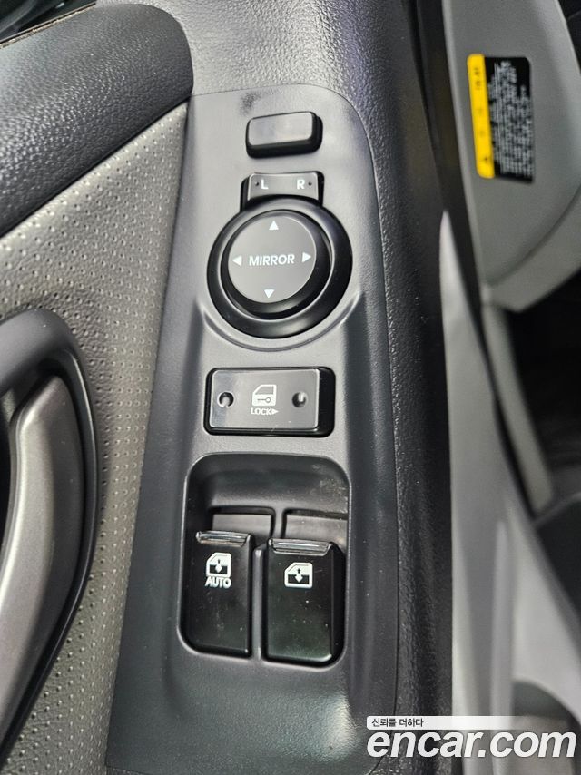 Hyundai Starex 2019 — photo 11