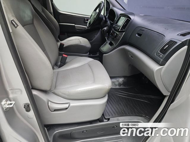 Hyundai Starex 2019 — photo 14