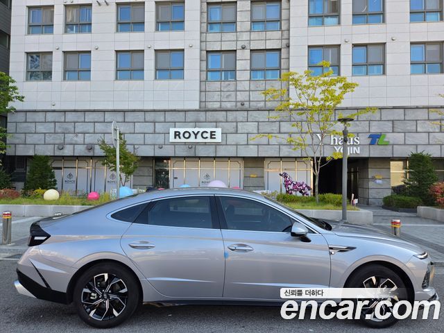 Hyundai Sonata 2025 — photo 2