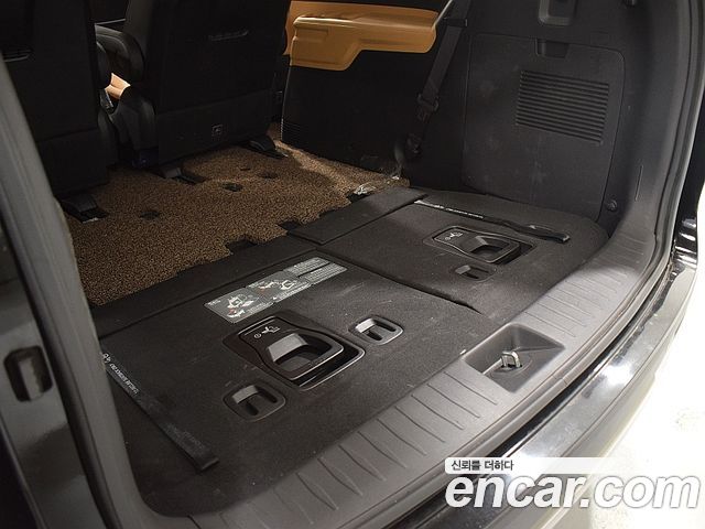 Kia Canival 2023 — photo 5